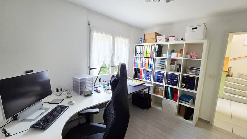 Büro im Erdgeschoss