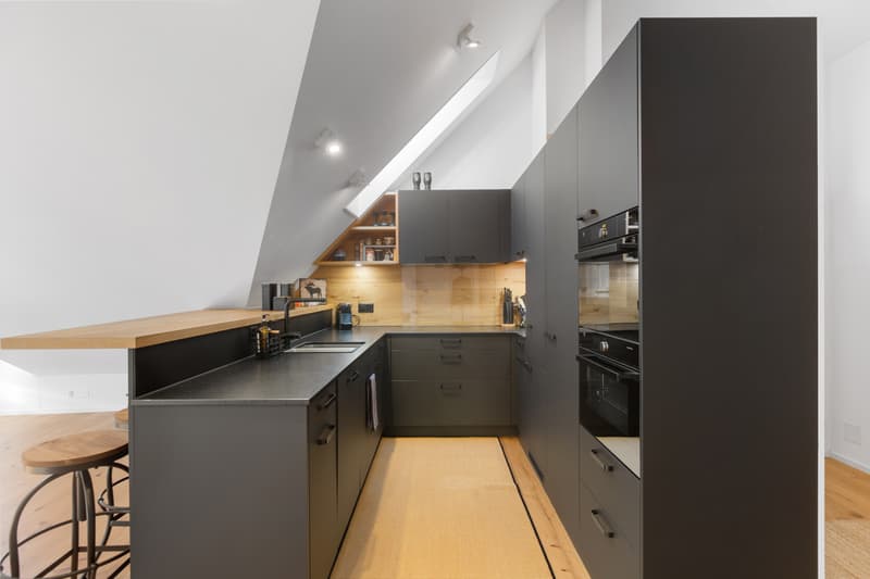 Exklusive 2.5-Zimmer-Wohnung mit Loft-Charakter (4)