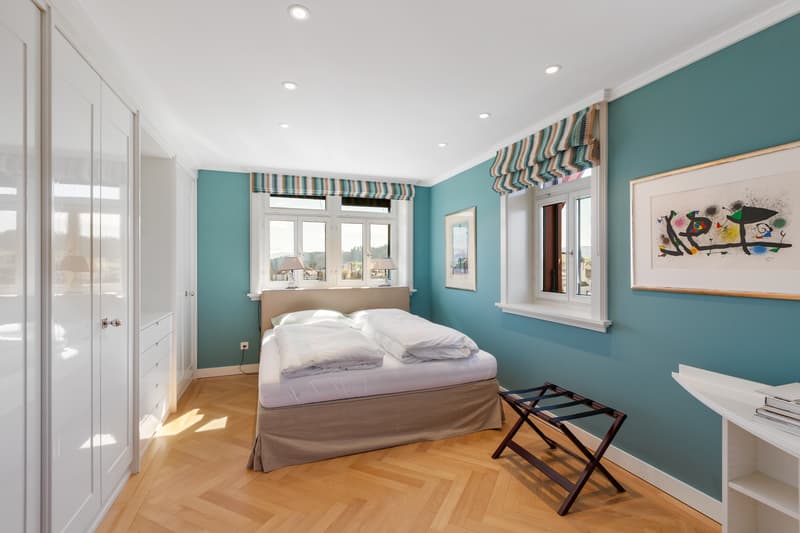 Herrschaftliche Residenz mit Alpenpanorama und zeitloser Eleganz (2)