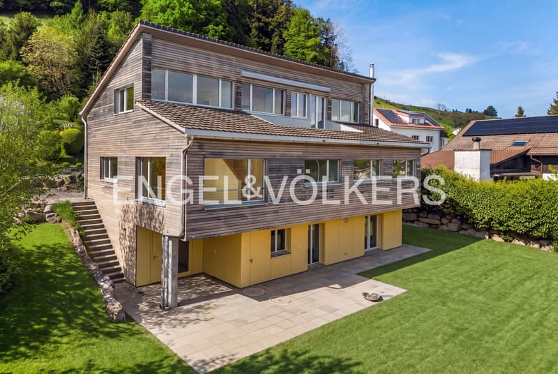 Grosszügiges Zuhause an ruhiger Lage in Eggersriet (1)