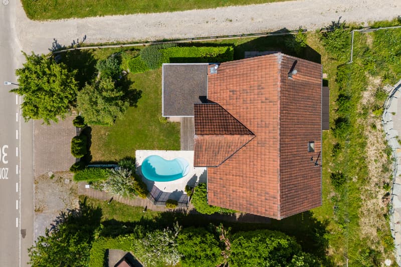 Grosszügiges Einfamilienhaus in naturnahem Umfeld (6)