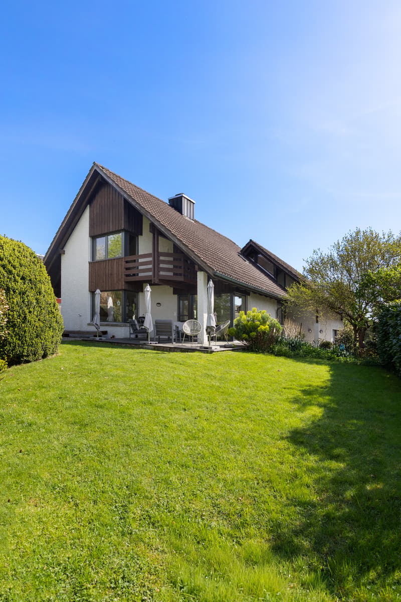 Ein Zuhause für Generationen - Architektenhaus mit über 1'200 m² Traum (5)