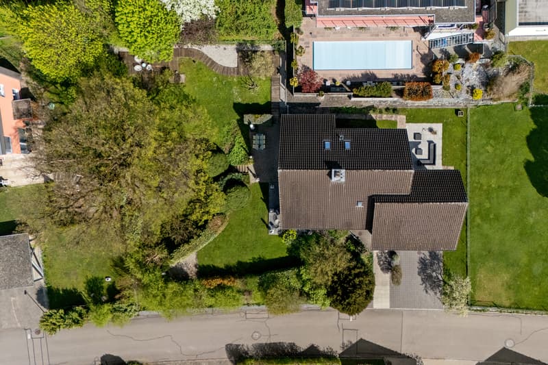 Ein Zuhause für Generationen - Architektenhaus mit über 1'200 m² Traum (8)