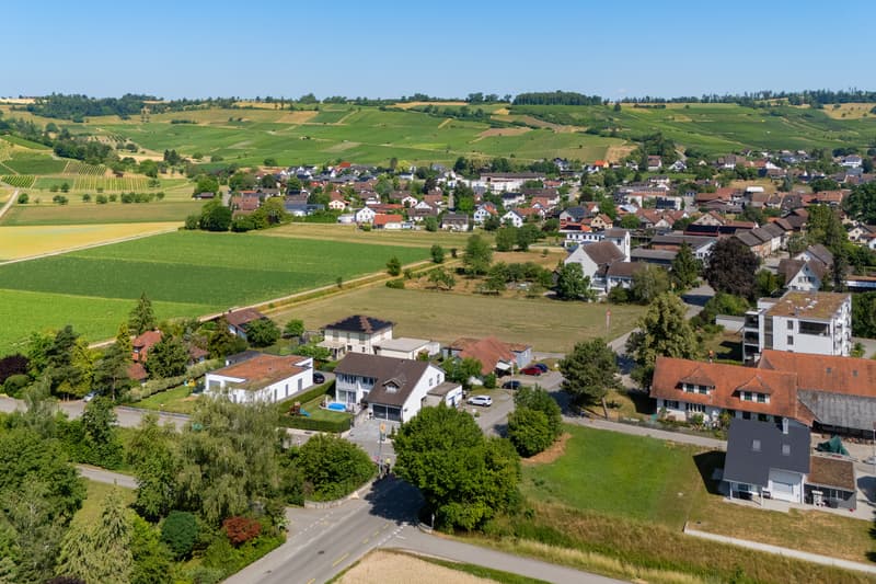 Modernes Wohnen auf höchstem Niveau inklusive vermieteter Praxisfläche (12)