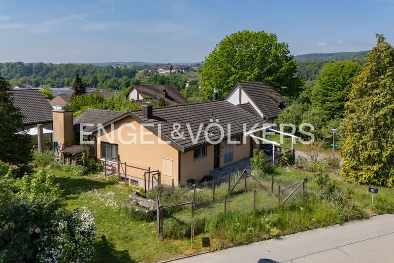 Einfamilienhaus mit grossem Grundstück und Raum für Ideen (2)
