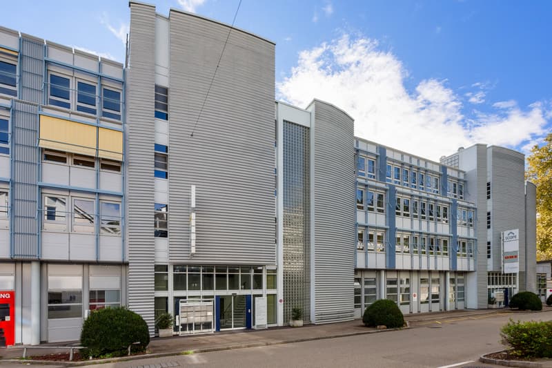 "TOP AUSGEBAUTE BÜROFLÄCHEN MIT BLICK AUF DEN RHEIN" (3)
