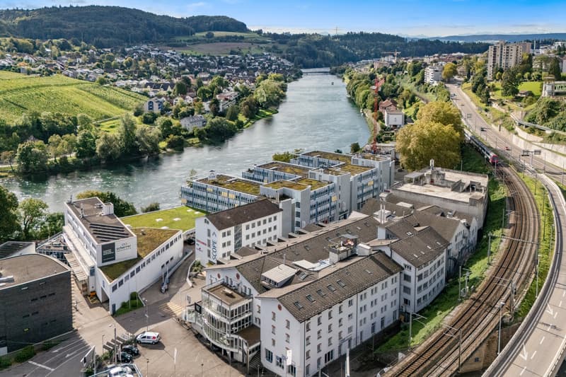 "TOP AUSGEBAUTE BÜROFLÄCHEN MIT BLICK AUF DEN RHEIN" (2)