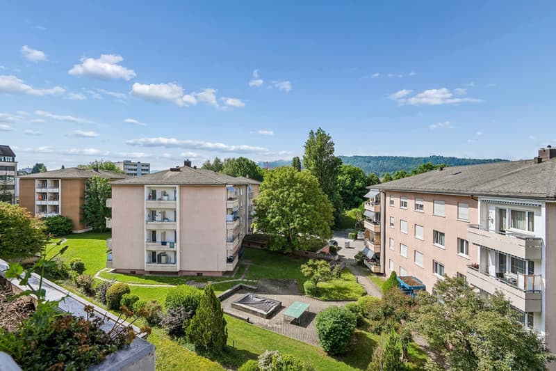 Zentrale und ruhige 4 1/2 Zimmer-Wohnung in Wettingen (9)
