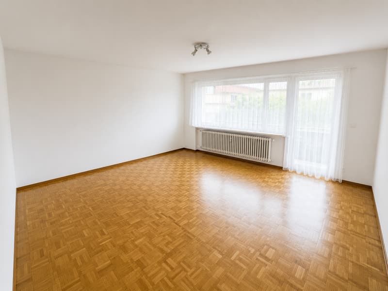 Attraktive 3.5-Zimmerwohnung an ruhiger Lage in Nussbaumen (3)