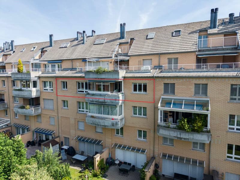 Grosszügige 4.5-Zimmer-Wohnung - ruhig, hell und mit Blick ins Grüne. (1)