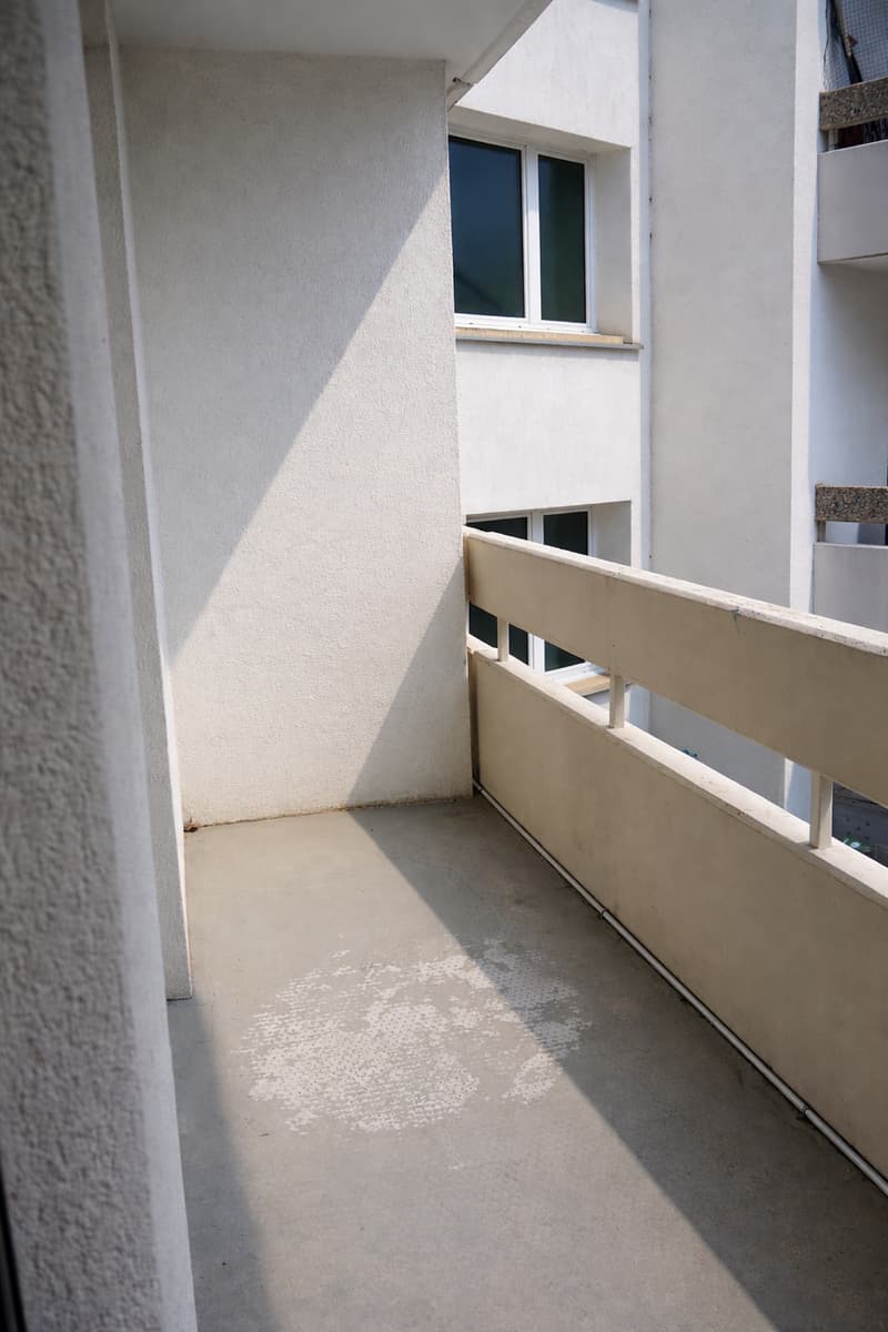 Appartamento moderno 4.5 locali a Susten con NK e parcheggio (14)