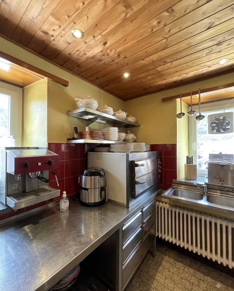 Café-Restaurant & Wohnung Engeloch (Simplon) – inkl. Garage und Parkplatz (13)