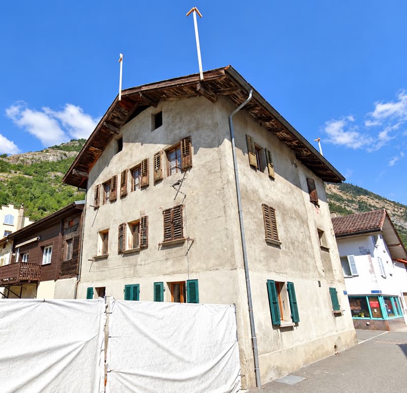 Liegenschaft mit Potenzial in Gampel (2)