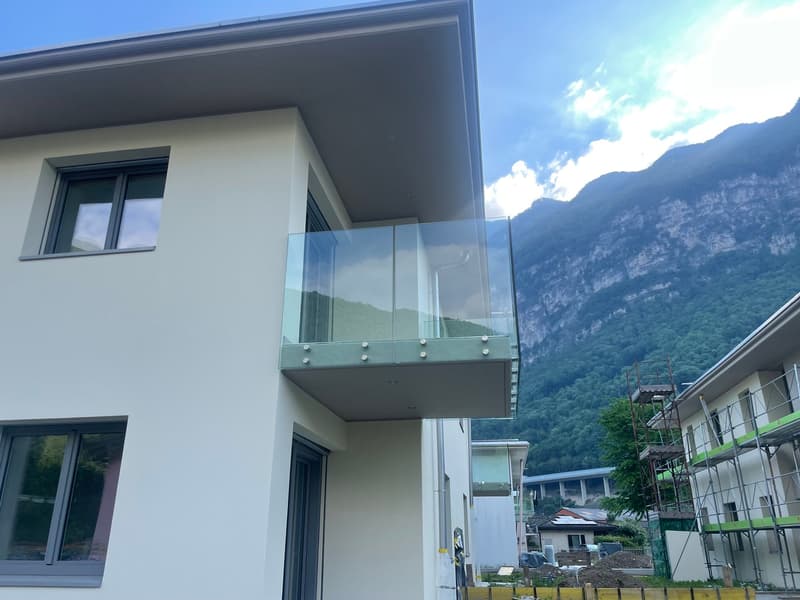Nuovo appartamento piano terra con zona terrazzata e giardino (3)