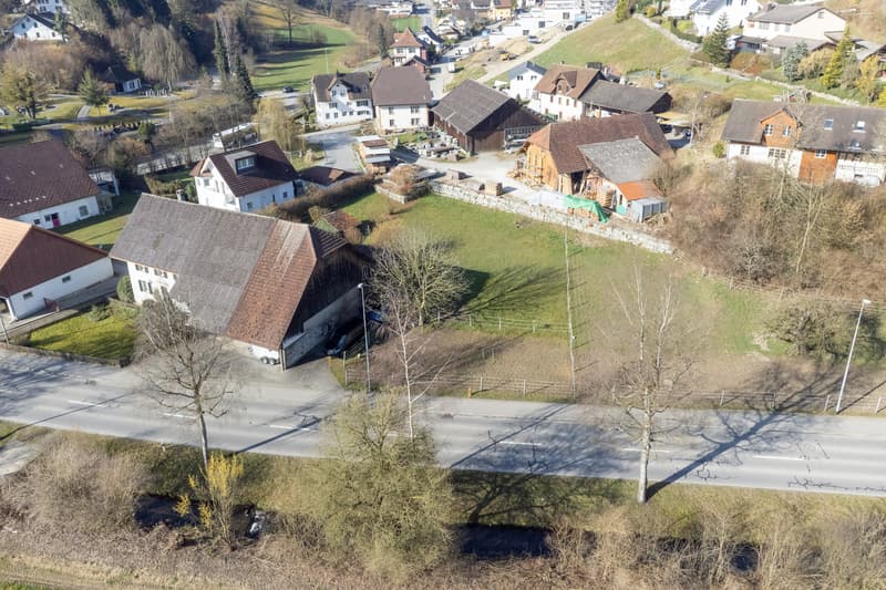 2432 m2 mit Altbau in Kernzone K