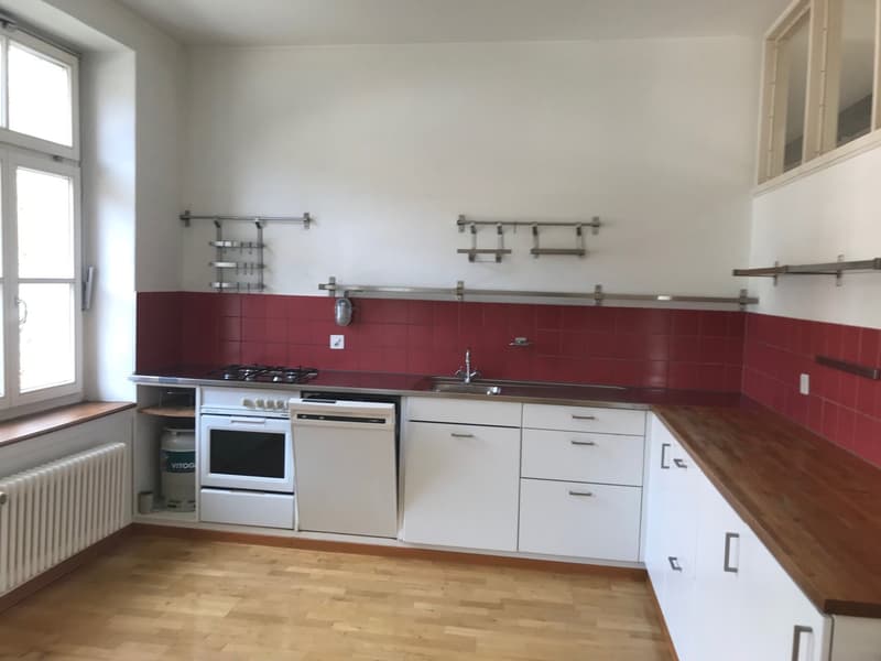 Appartement de 5 pièces au bord de la Suze / 5 -Zimmerwohnung direkt an der Schüss (5)