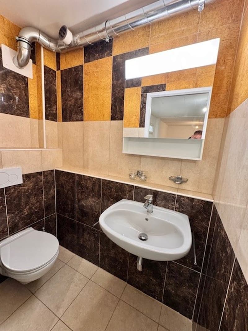 Appartement de 2 pièces de 70m2 environ au 2ème sous-sol gauche (5)