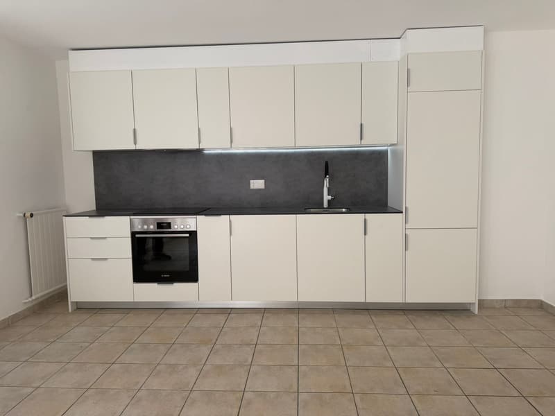 Appartement de 2 pièces de 70m2 environ au 2ème sous-sol gauche (6)