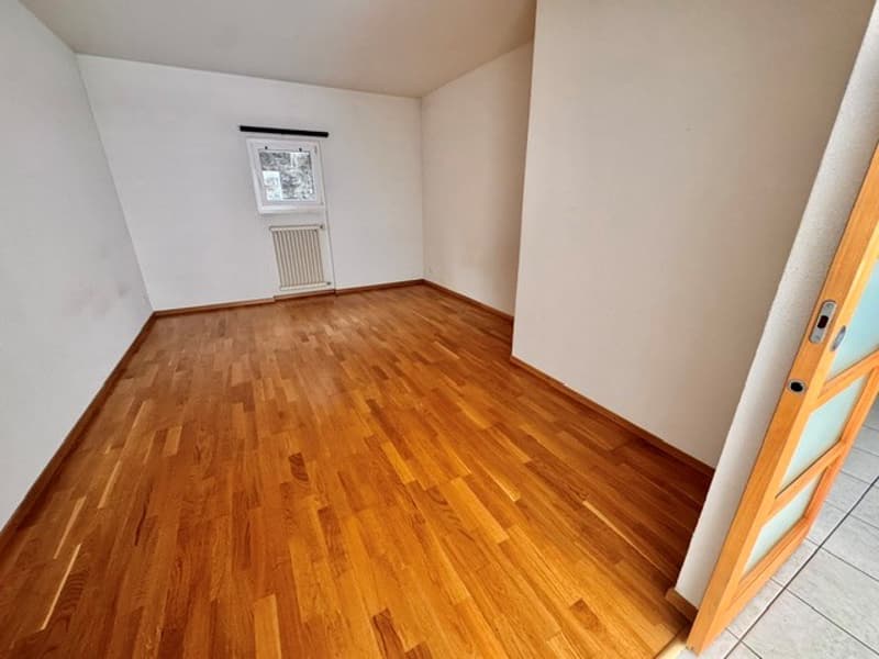 Loft de 77m2 environ au 2ème étage (2)