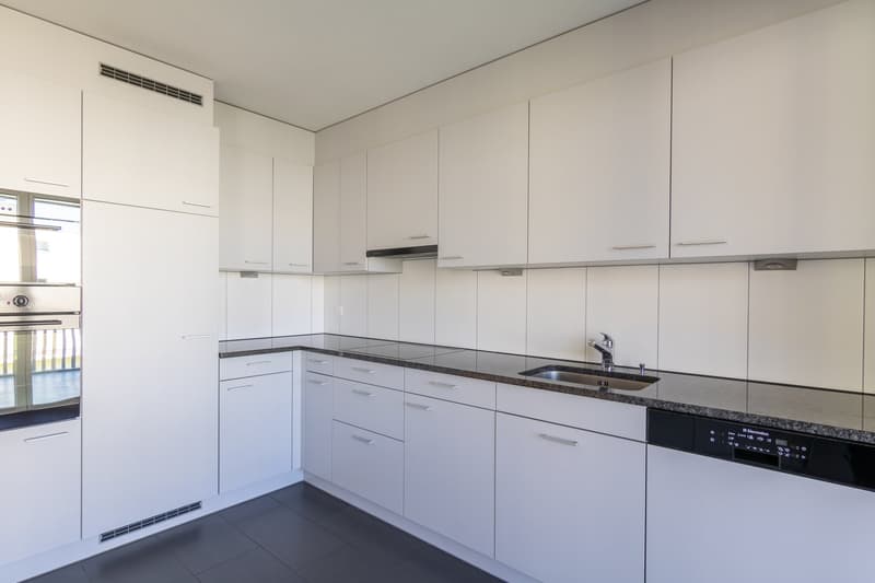 RESERVIERT - Moderne 4.5-Zimmer-Wohnung mit Balkon in Lenzburg (7)