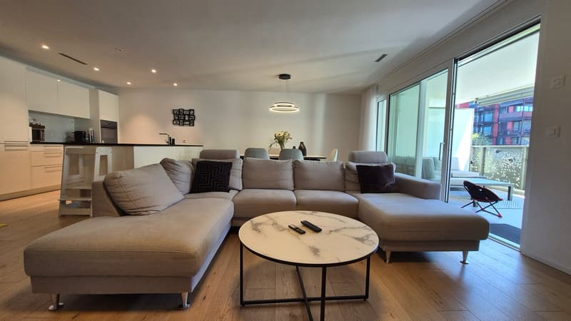 Moderne 4.5-Zimmer-Wohnung an ausgezeichneter Lage in Bülach (3)