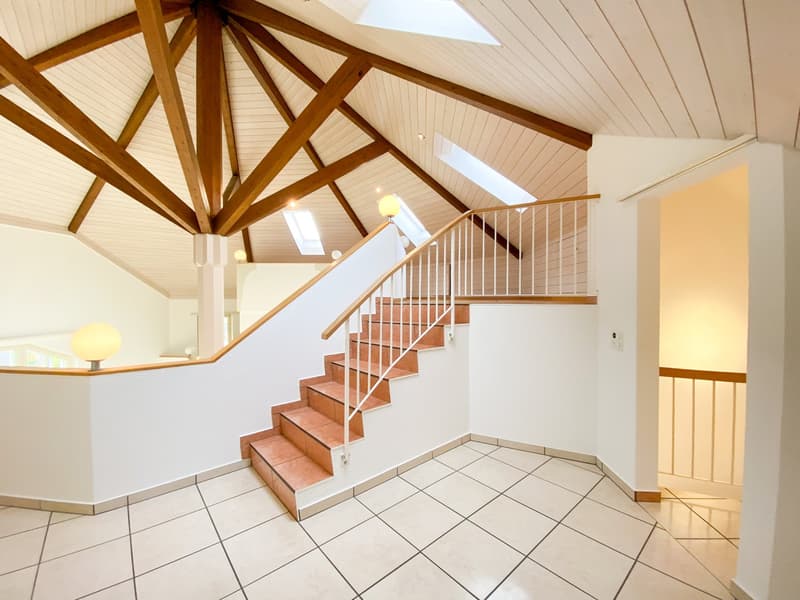 Landhausvilla mit einzigartiger Architektur und Ausbaupotenzial (13)