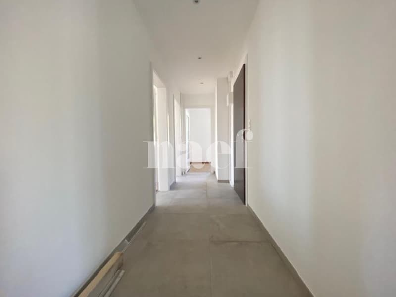 Entièrement rénové - 4 pièces dans un quartier calme (10)