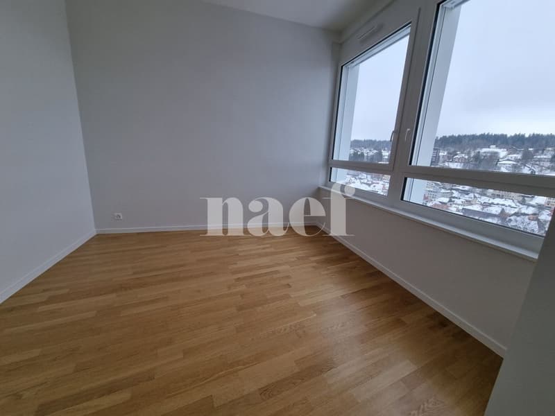 A louer ppartement de 2 pièces au 2ème étage. (6)