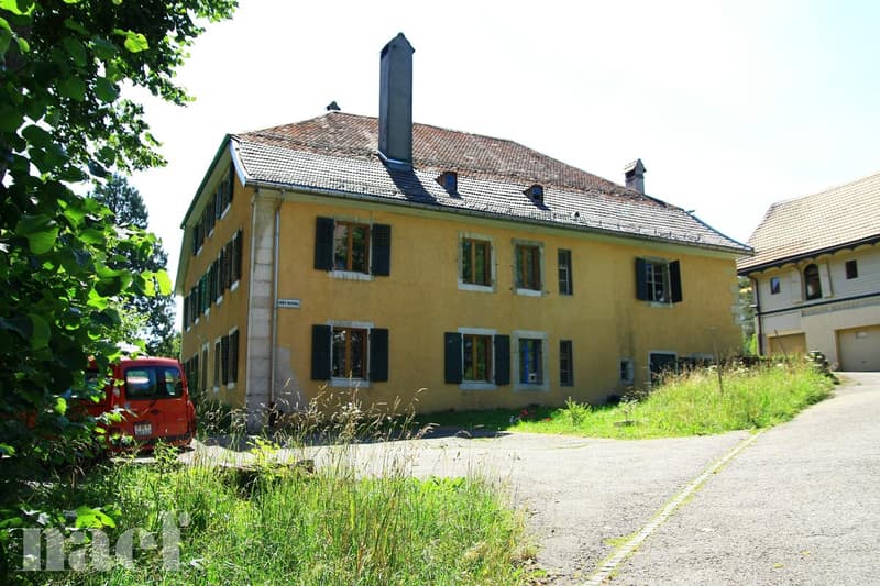 Appartement de 3 pièces au 2e étage (2)