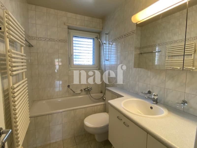 Appartement de 3 pièces au 4ème étage (5)