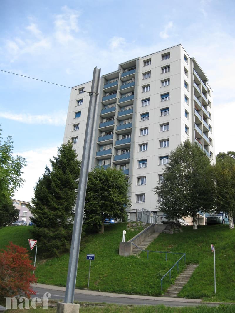 Appartement de 3.5 pièces au 2e étage avec ascenseur (5)