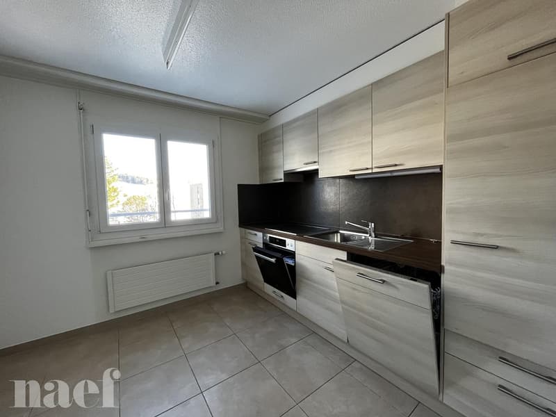 3.5 pièces rénové avec balcon (2)