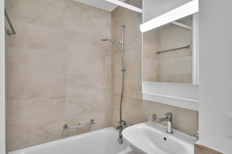 Charmante 3-Zimmer-Altbauwohnung mit Balkon in St. Gallen (9)