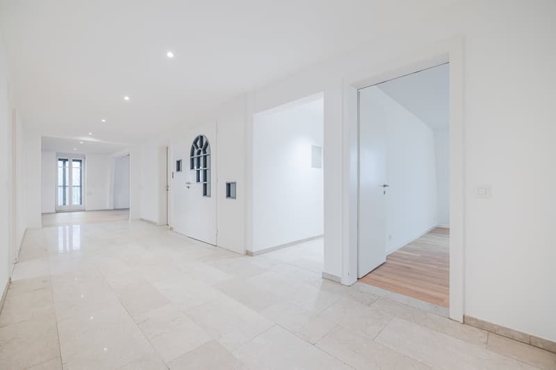 lichtdurchflutete Maisonette-Wohnung mit Seesicht (5)