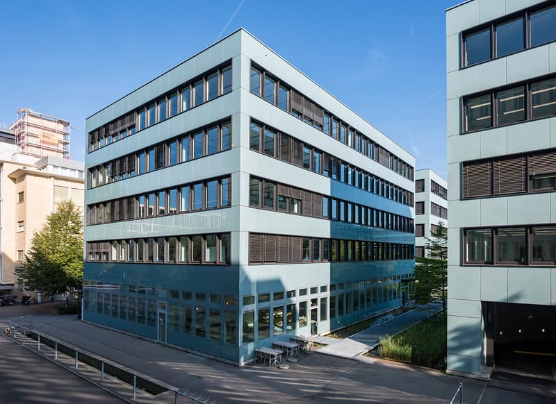 Moderne, ausgebaute und möblierte Bürofläche (1)