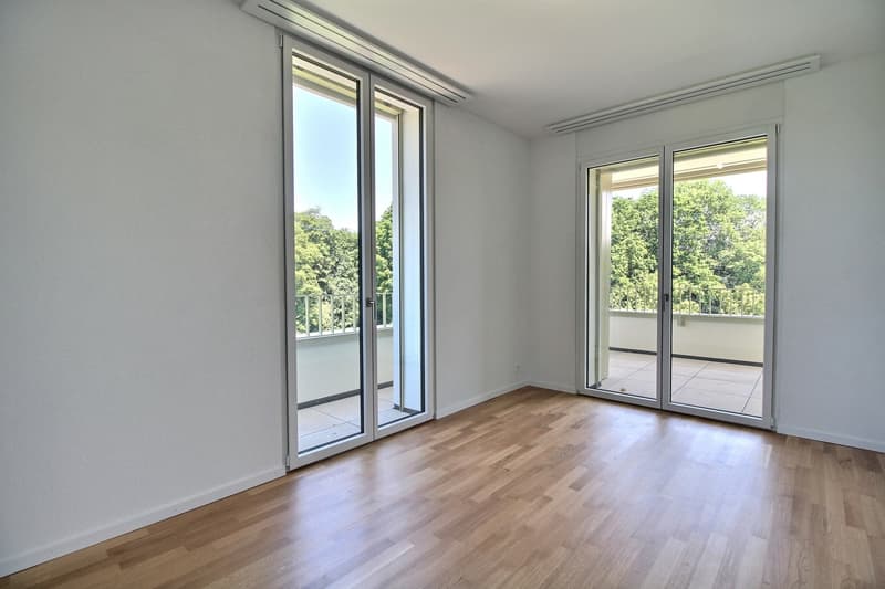 Chambre 2 (accès balcon)