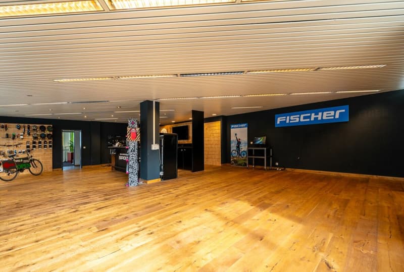 Gewerbeflächen im Erdgeschoss (5)