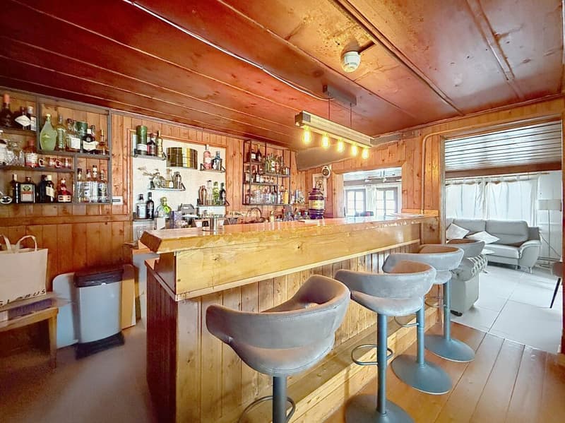 Auberge de 16 chambres avec bar à louer sur Morgins (4)