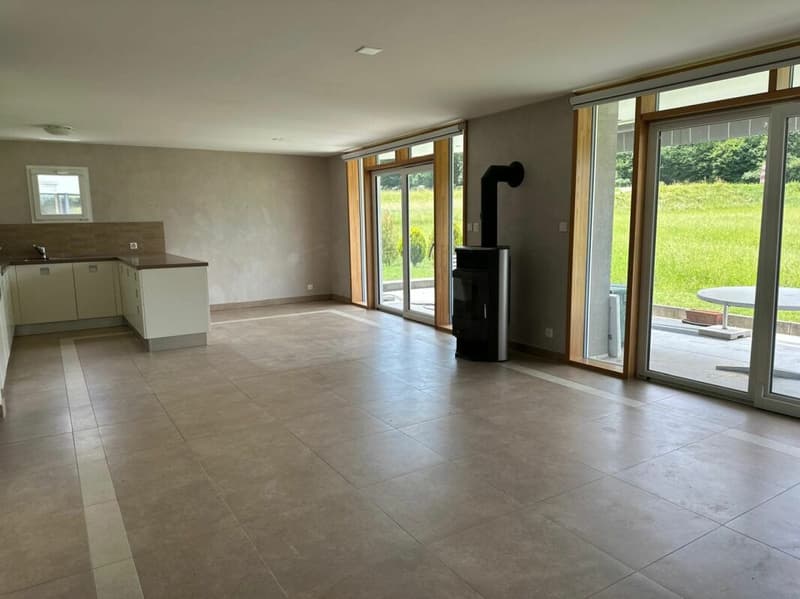 Appartement en rez de 5.5 pces à louer (11)