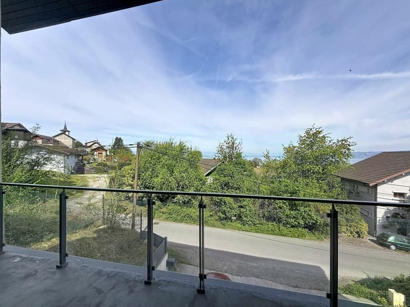 Maison jumelée de 5.5 pces de 126 m2 à Lugrin (13)