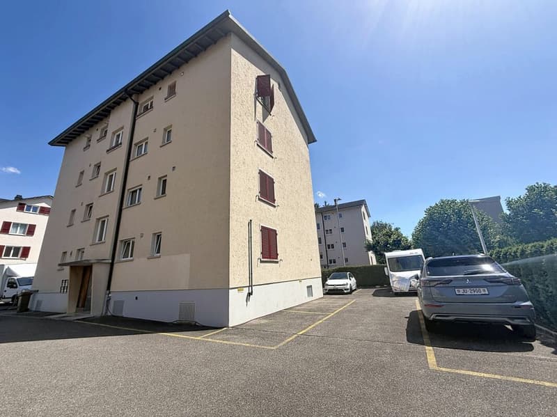 Très joli et spacieux appartement de 3.5 pces à Delémont (1)