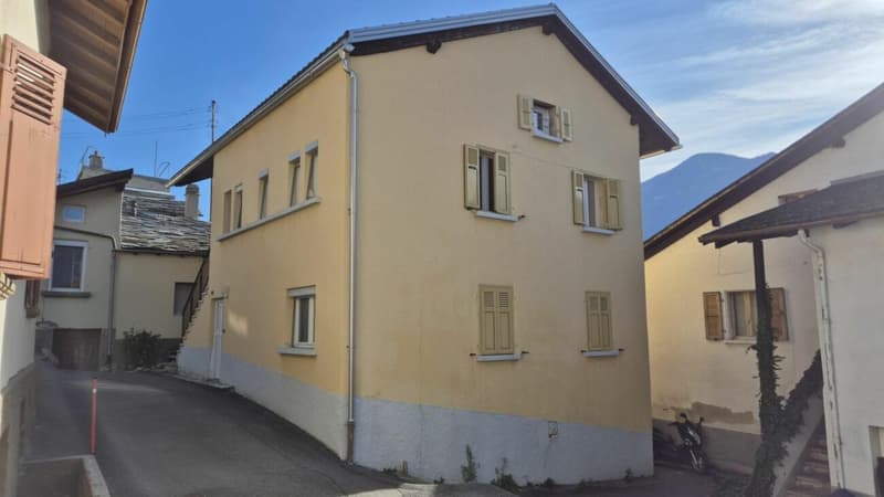 Appartement de 2,5 pièces au coeur de Fully (2)