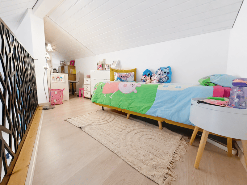 Bel appartement cosy en attique de 3.5 pièces avec Mezzanine et immense terrasse (6)