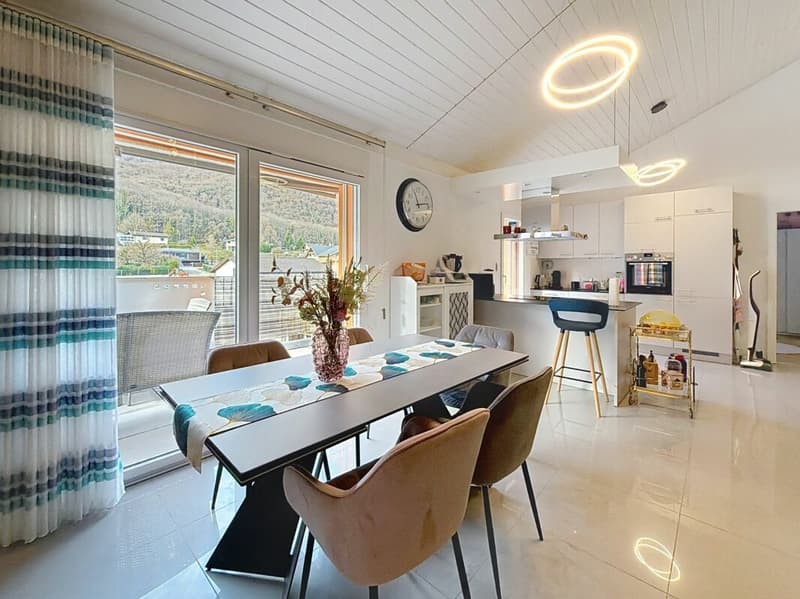 Bel appartement cosy en attique de 3.5 pièces avec Mezzanine et immense terrasse (4)