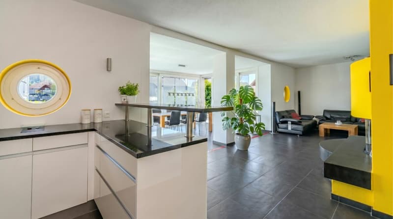 Grosszügiges Einfamilienhaus mit weitläufigem Umschwung (5)
