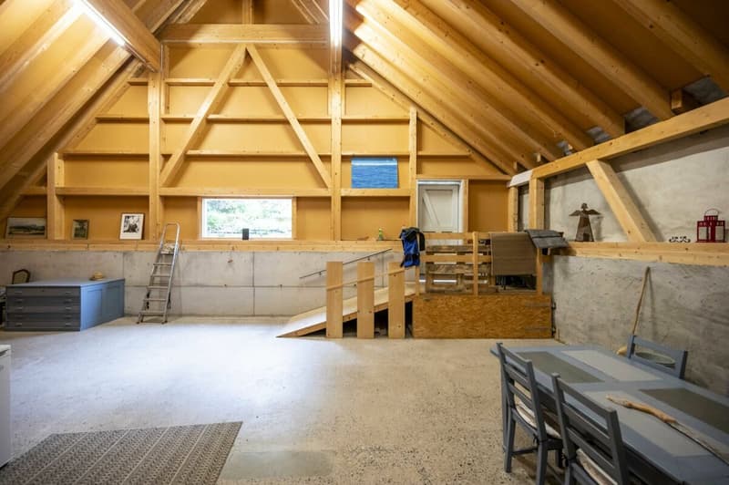 Mehrfamilienhaus mit Ausbau- und Baulandreserve (13)