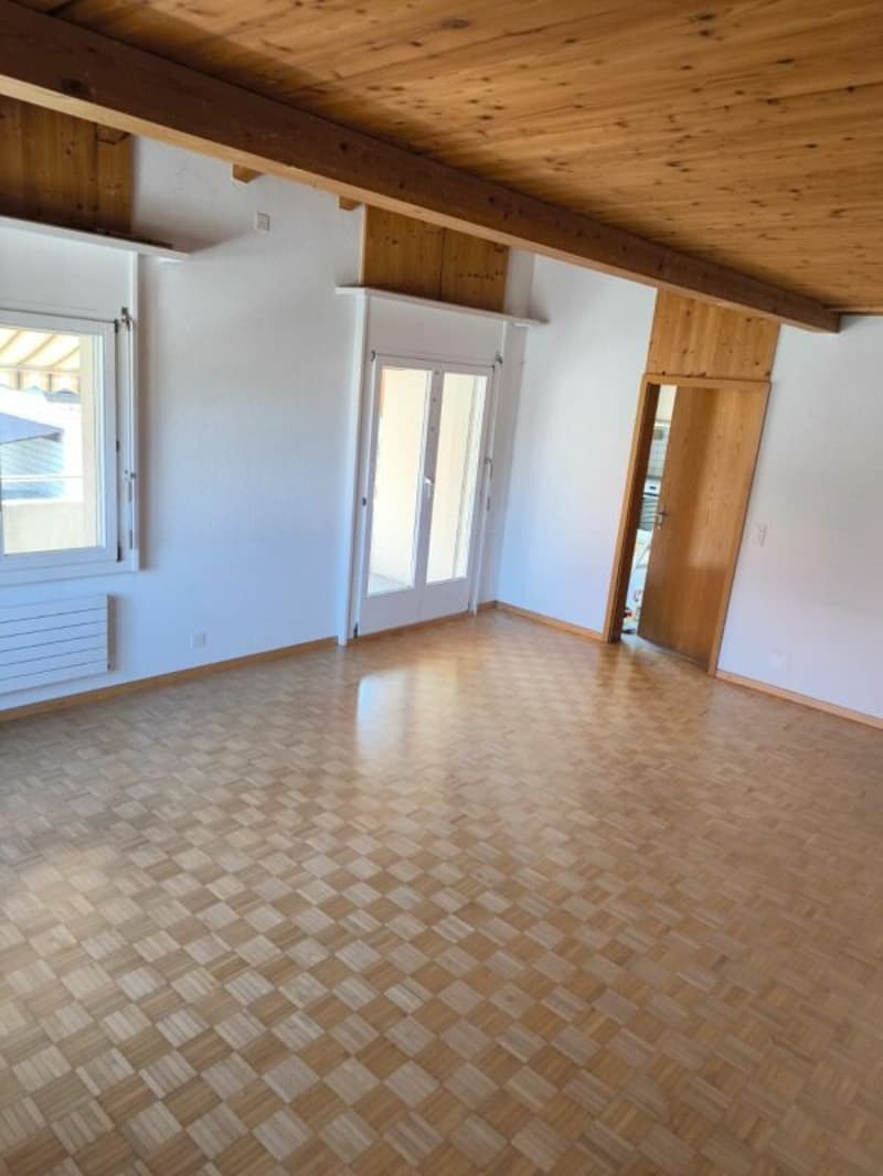 Grosse 4,5Zi Wohnung mit zusätzlicher Gallerie (8)