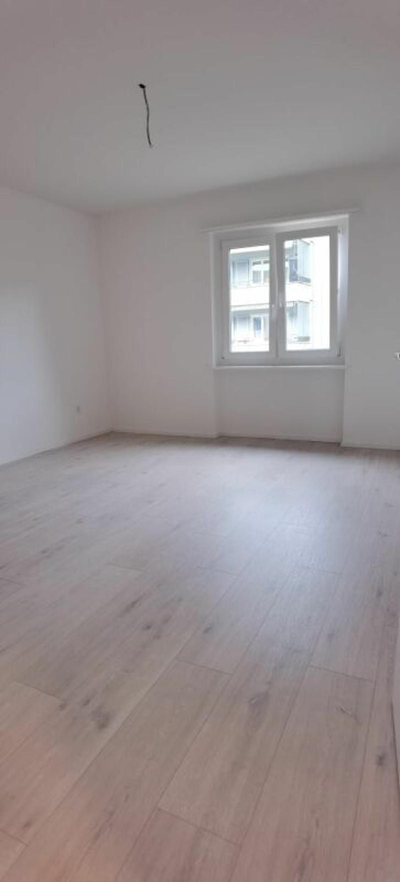 Schöne 3,5Zi-Wohnung an guter Lage (11)
