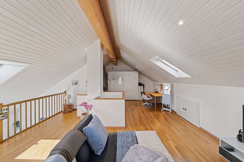 Bel appartement de 4,5 pièces en duplex avec beau balcon orienté Sud-Ouest (15)