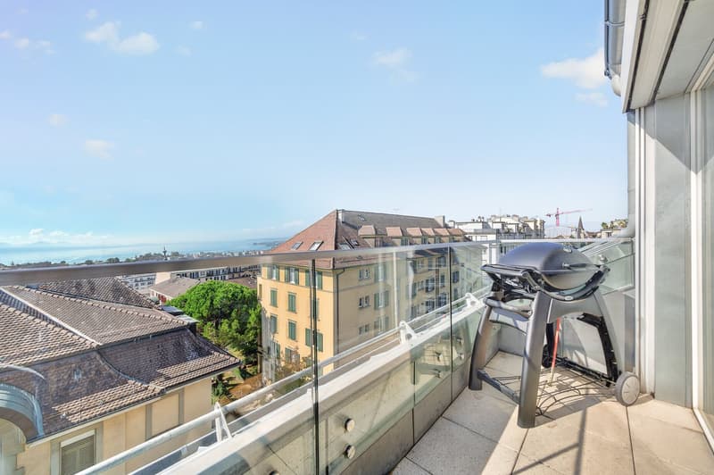 Superbe attique de 3,5 pièces avec vue panoramique sur le lac et les montagnes au coeur de Lausanne (12)